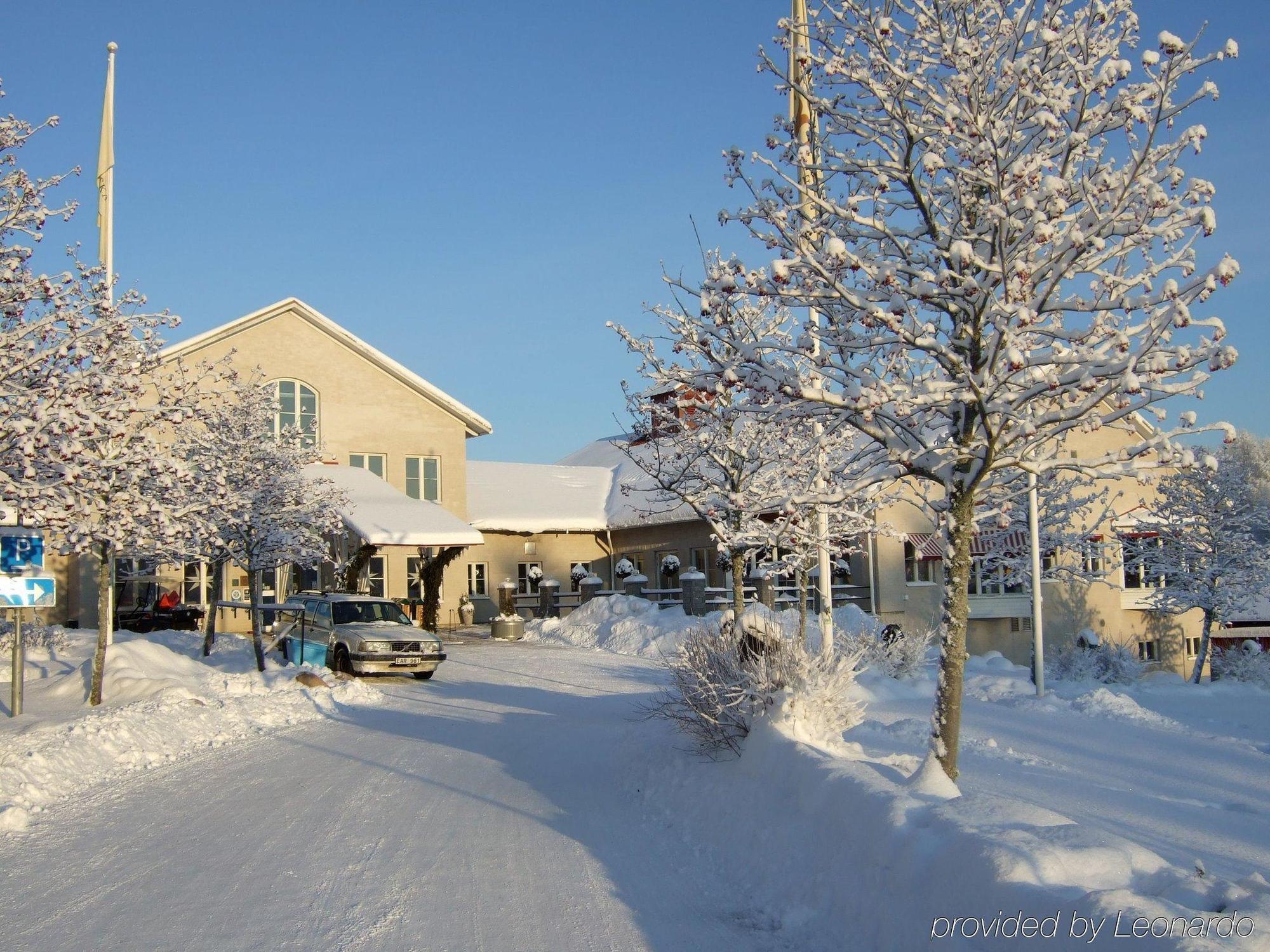 Hogbo Brukshotell Sandviken Exterior photo